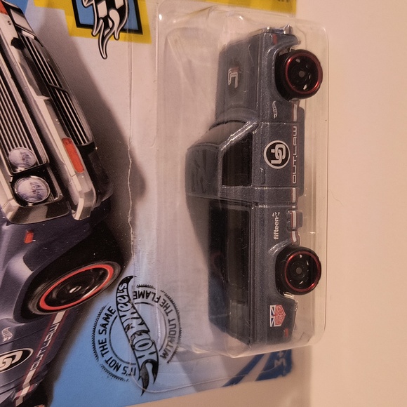 D1 Hot Wheels Mazda Repu with shipping protector - Picture 2 of 3